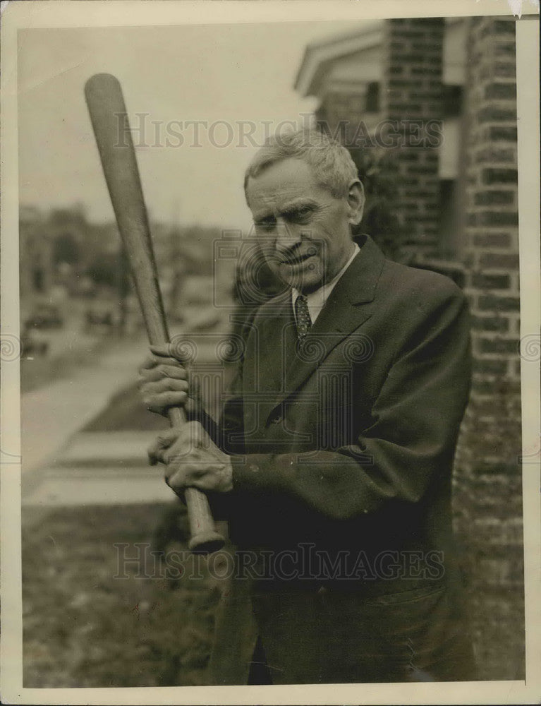 1968 Casey Stengel, Famous Baseball Player & Manager - Historic Images