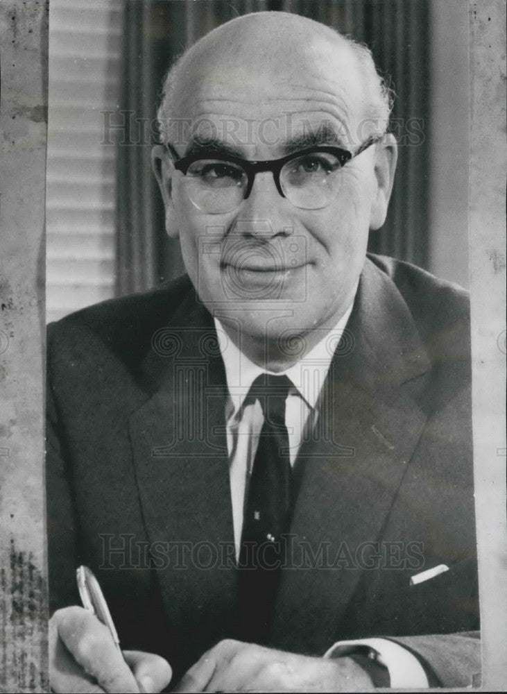 1968 Donald Stokes, chairman of Leyland, - Historic Images