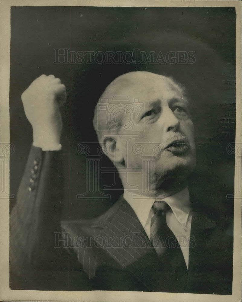 1957 Prime Minister Harold Macmillan - Historic Images