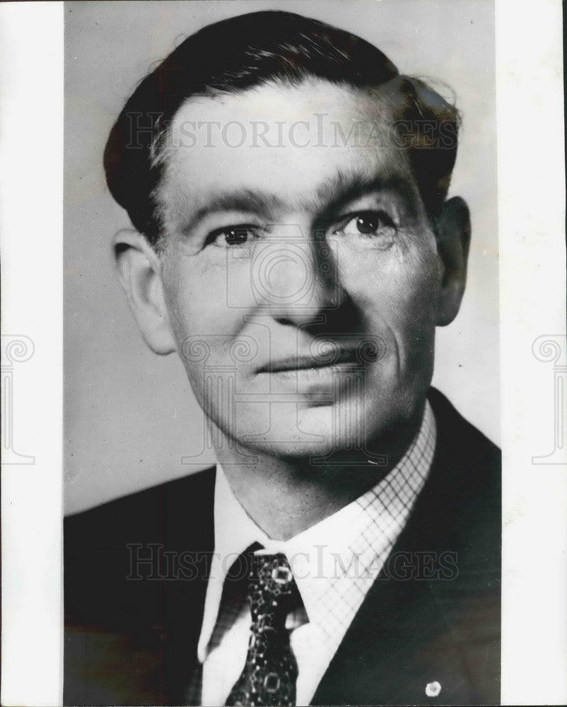 1973, Mr. Fraser Colman, Minister of Immigration - KSB02115 - Historic Images