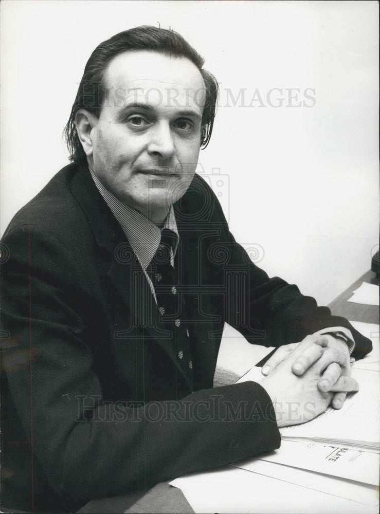 1974 Press Photo Rowland Moyle,Parliamentary Secretary ,Ministry of Agriculture-Historic Images