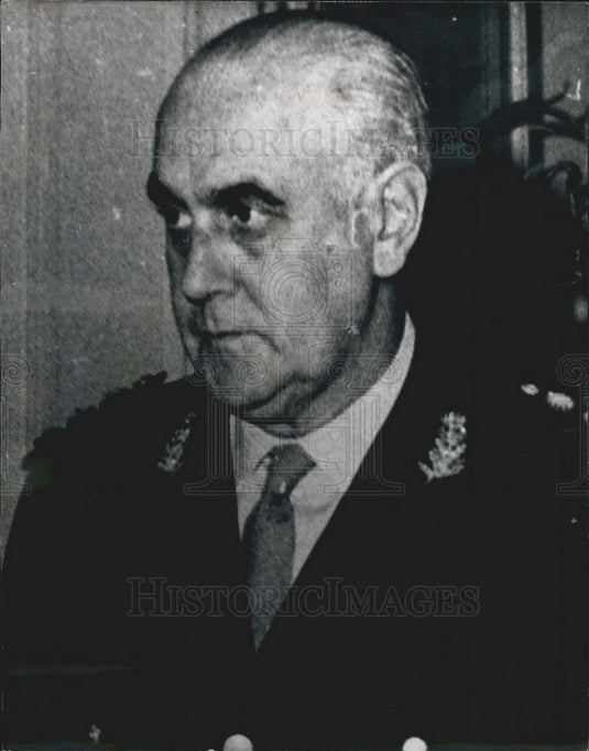 1971 Argentina's Armed Forces overthrow President Roberto Levingston - Historic Images