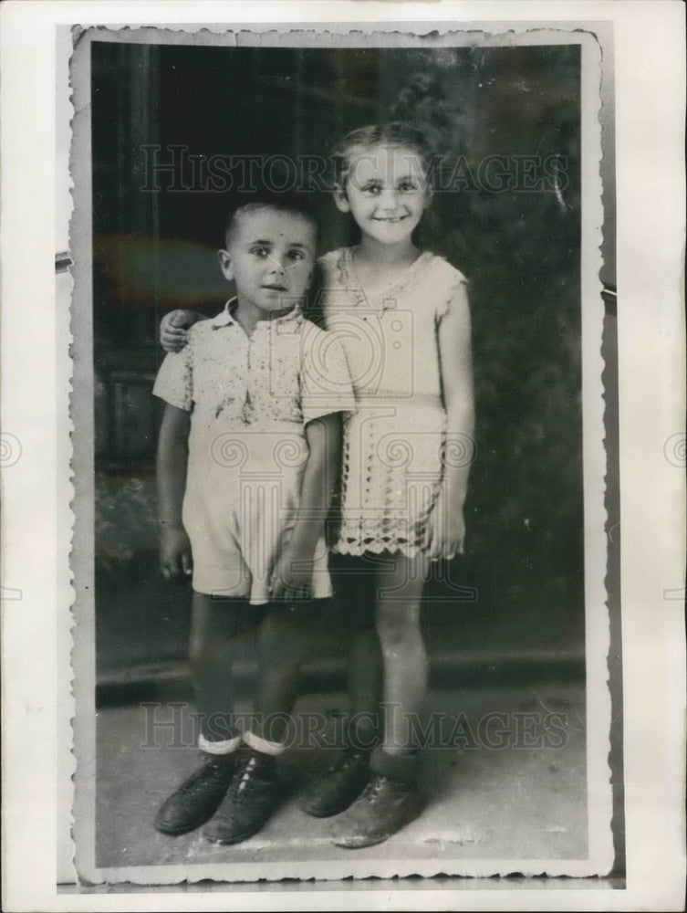 Press Photo children Elise Kuhn German refugee Yugoslavia - KSB03385 - Historic Images