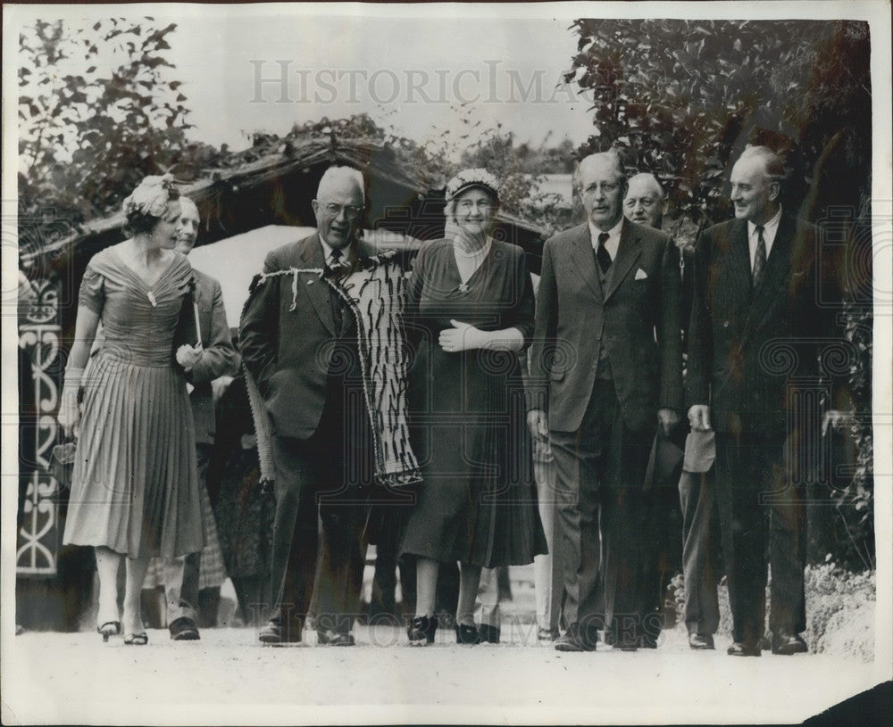 1958, Mr. Harold Macmillan & Wife Dorothy Sir George Mallaby - Historic Images