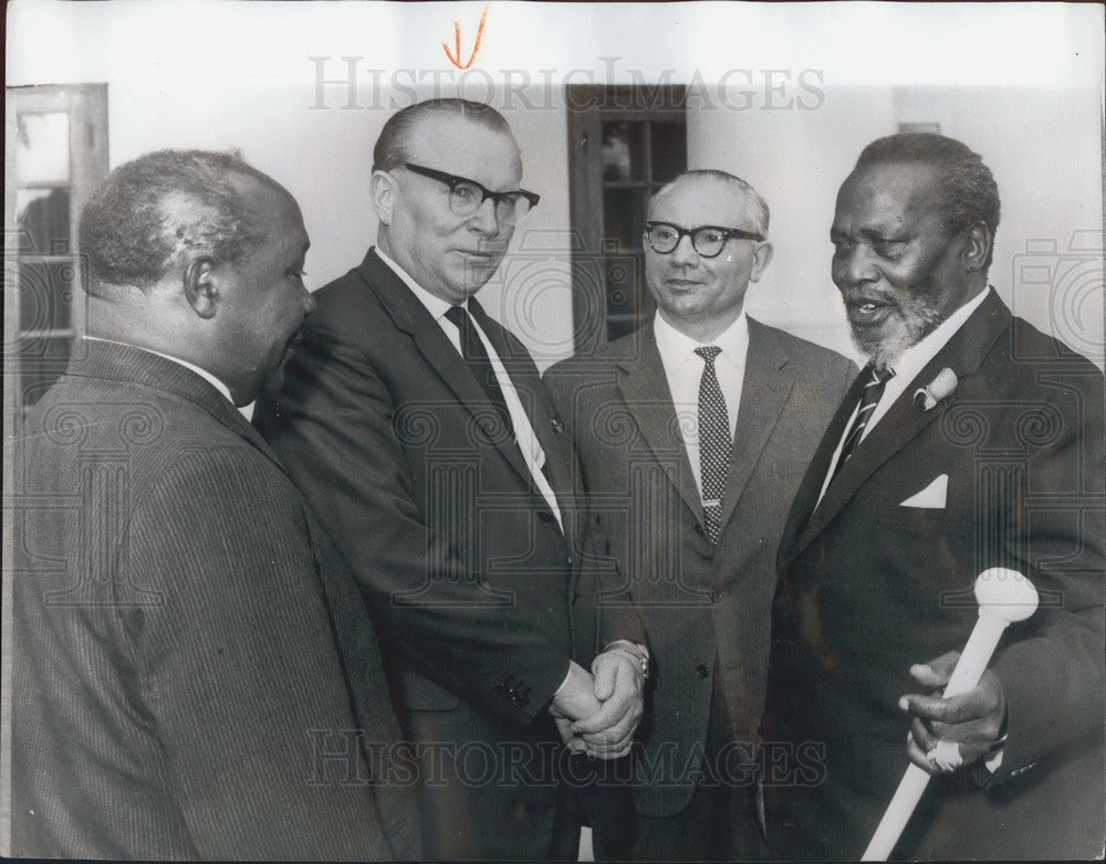 1966 Soviet Amb Jacob Malik,President Kenyatta in Nairobi - Historic Images