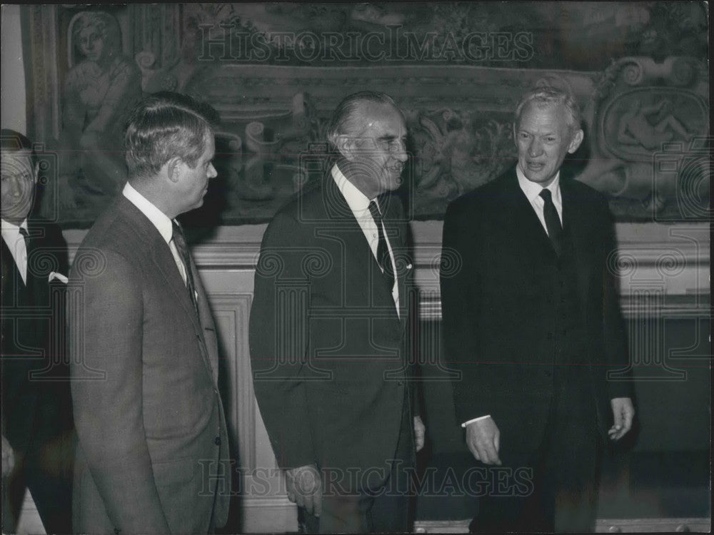 1968, Cyrus Vance, Averekk Harriman and Couve De Murville - KSB03913 - Historic Images