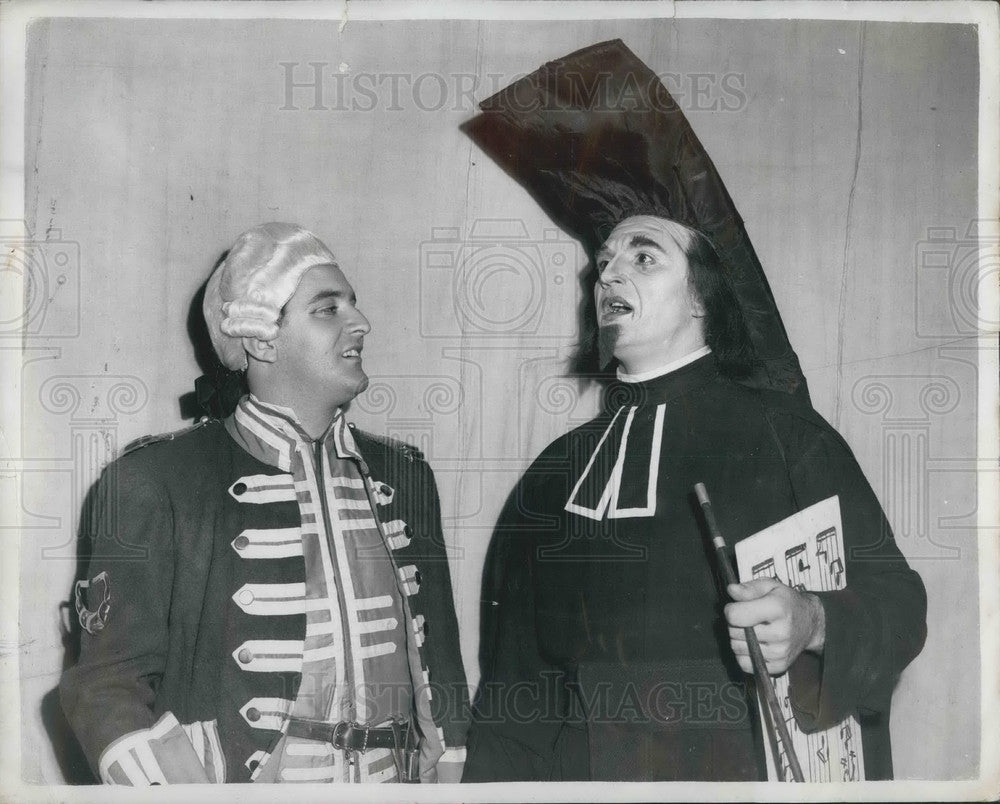 1952 Press Photo Carlo Sampichi (left) and Marco Stafanoni - KSB04009 - Historic Images