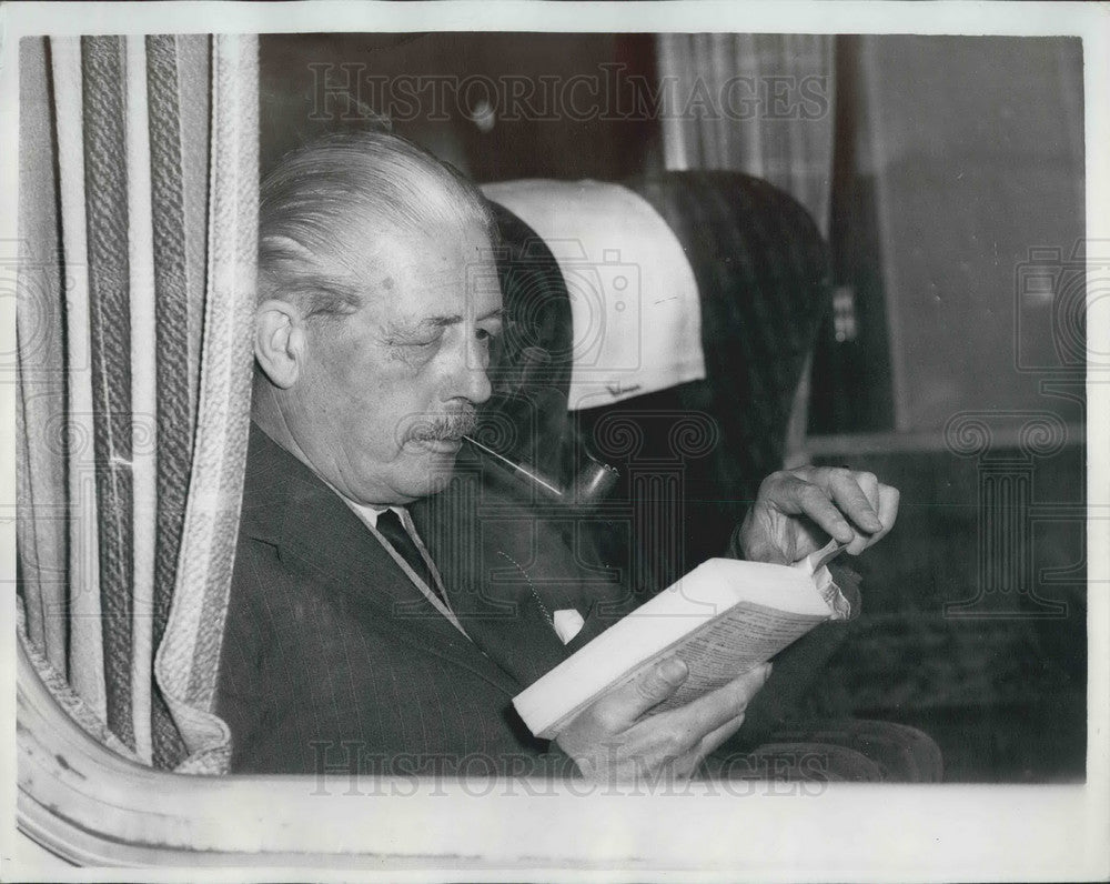 1961 Prime Minister,Harold Macmillan - Historic Images