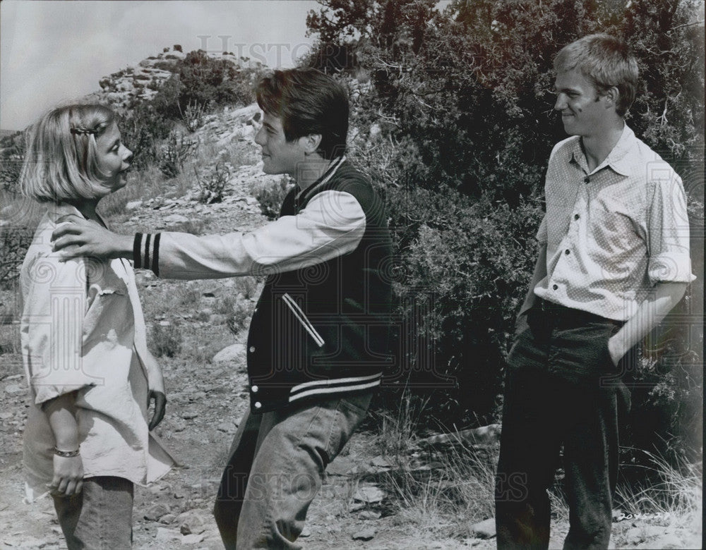 Press Photo Actors Richard Thomas and Catherine Bums & Desi Arnaz,Jr - KSB04165 - Historic Images