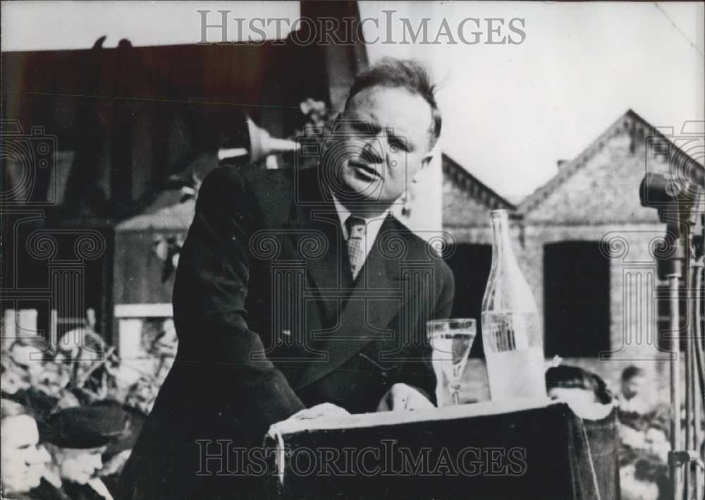 1946 Council Vice-President Maurice Thorez's Speech, Hellemmes - Historic Images