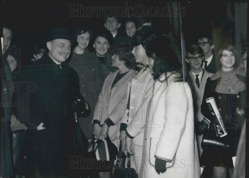 1966 Tory Leader Mr. Heath at Young Conservative National Rally - Historic Images