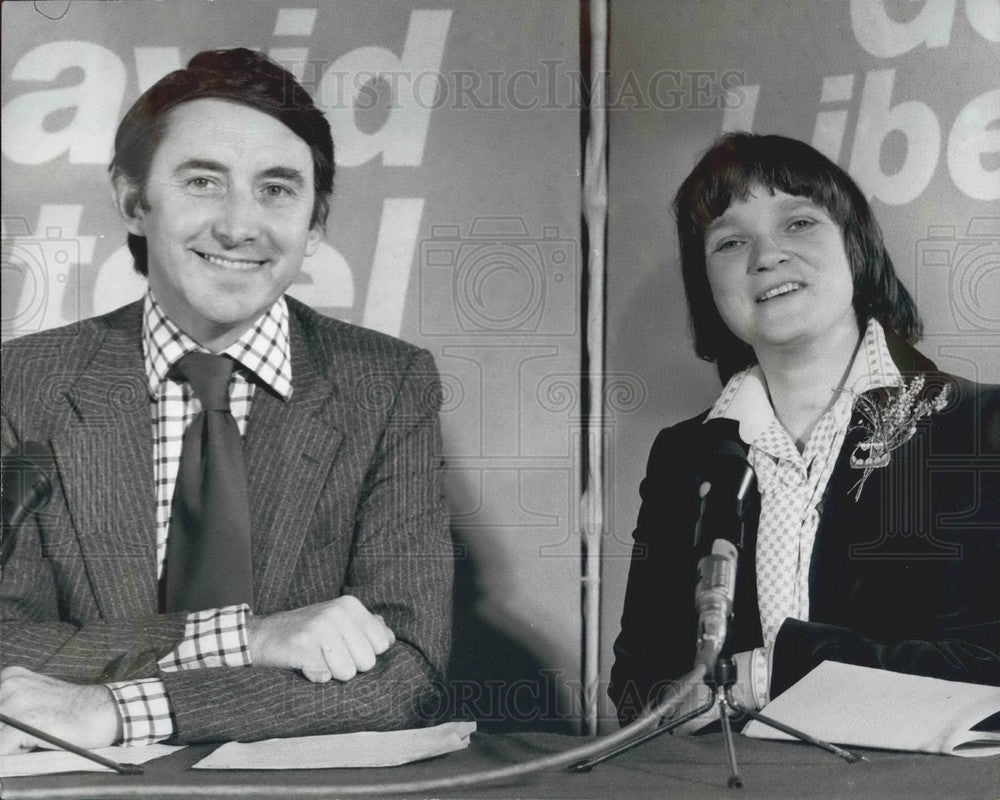 1979, Liberal Leader David Steel &amp; Wife Judith At Press Conference - Historic Images