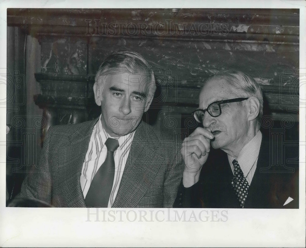 1974 Press Photo B.M. Snedden, M.P &amp; Sir Randal Heymanson C.B.E - KSB04661-Historic Images