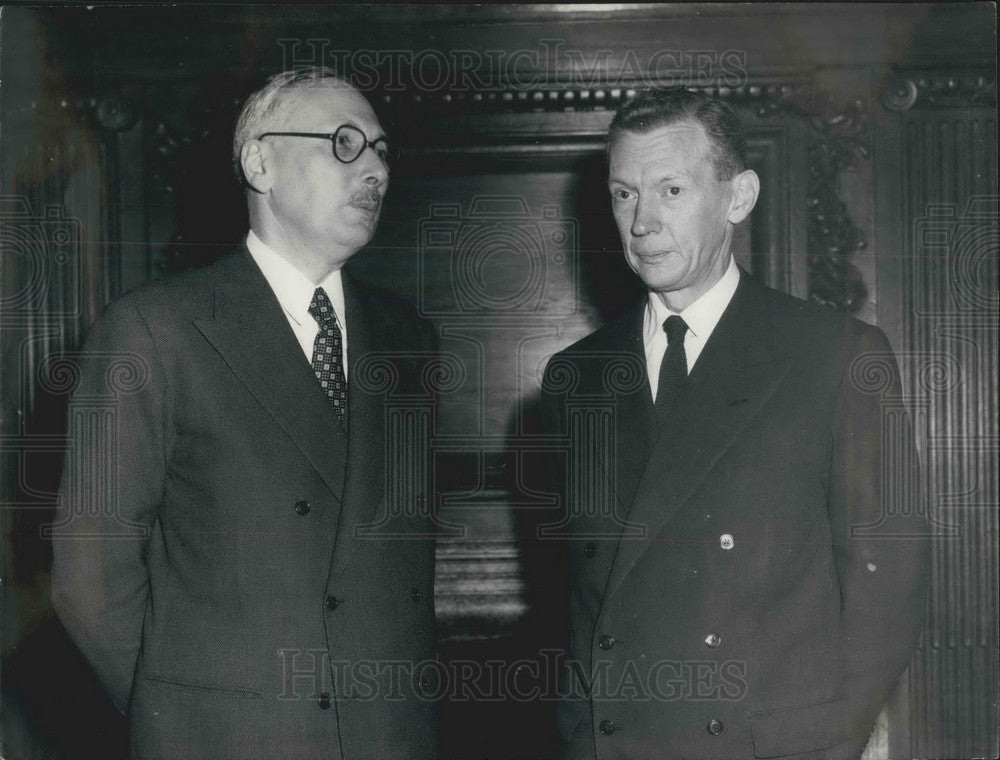 M. Rene Pleven and M. Couve De Murville  - Historic Images