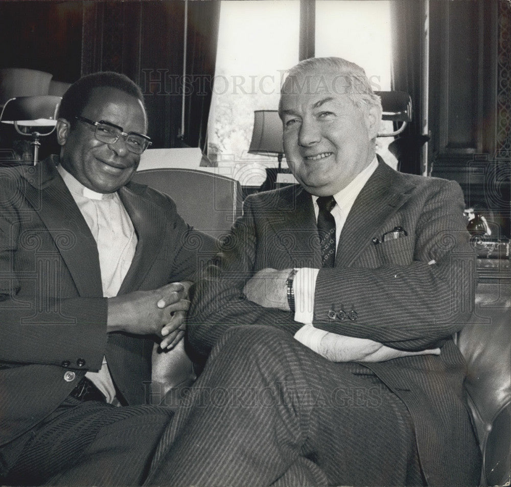 1975 Bishop Abel Muzorewa & Mr Calllagan  - Historic Images