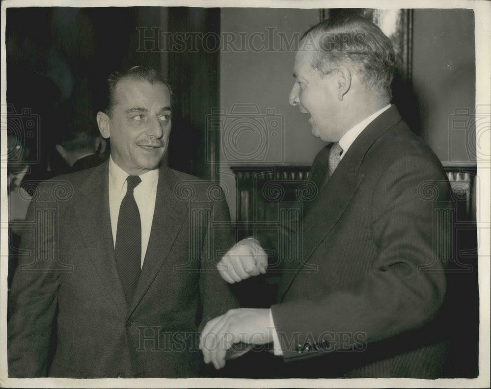 1958 Press Photo Yugoslavian Koca Popovic &amp;Mr. Selwyn Lloyd - Historic Images