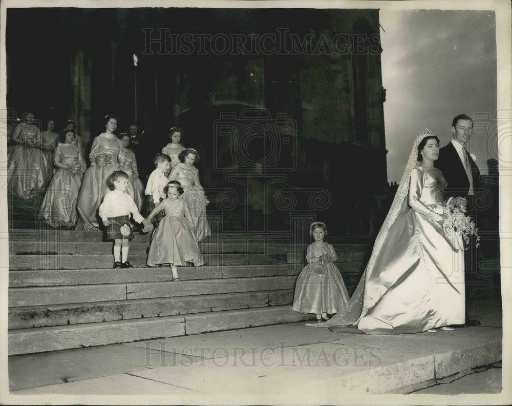 1957, Miss Abel-Smith, David Liddell-Grainger, St George Chapel - Historic Images