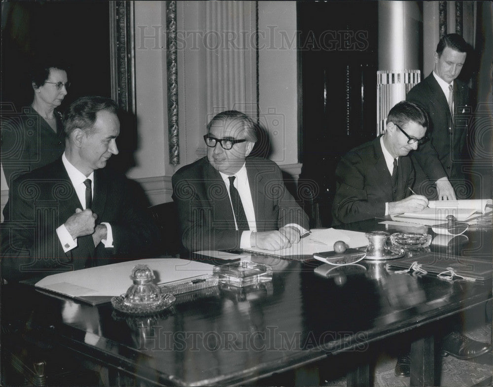 1967, Nuclear Weapons Ban, Ambassador Mr. Smirnovsky - KSB06037 - Historic Images