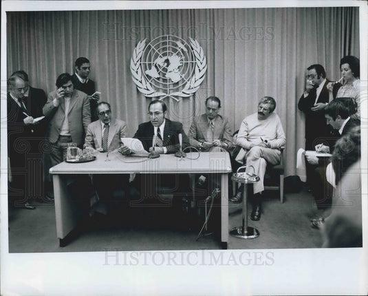 1974 Press Photo Mahmond Ahmed Amr, Nabeel Shaath, Shafiq al Hout, Abdul Salih - Historic Images