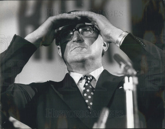 1975 Press Photo Sir Henry Plumb president Farmer's Union protest meeting - Historic Images