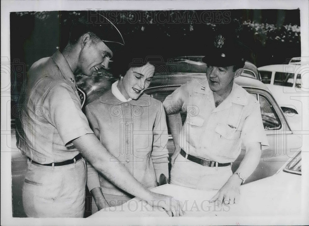 1960 Captain Lundy (r),Captain McCash and his wife - Historic Images