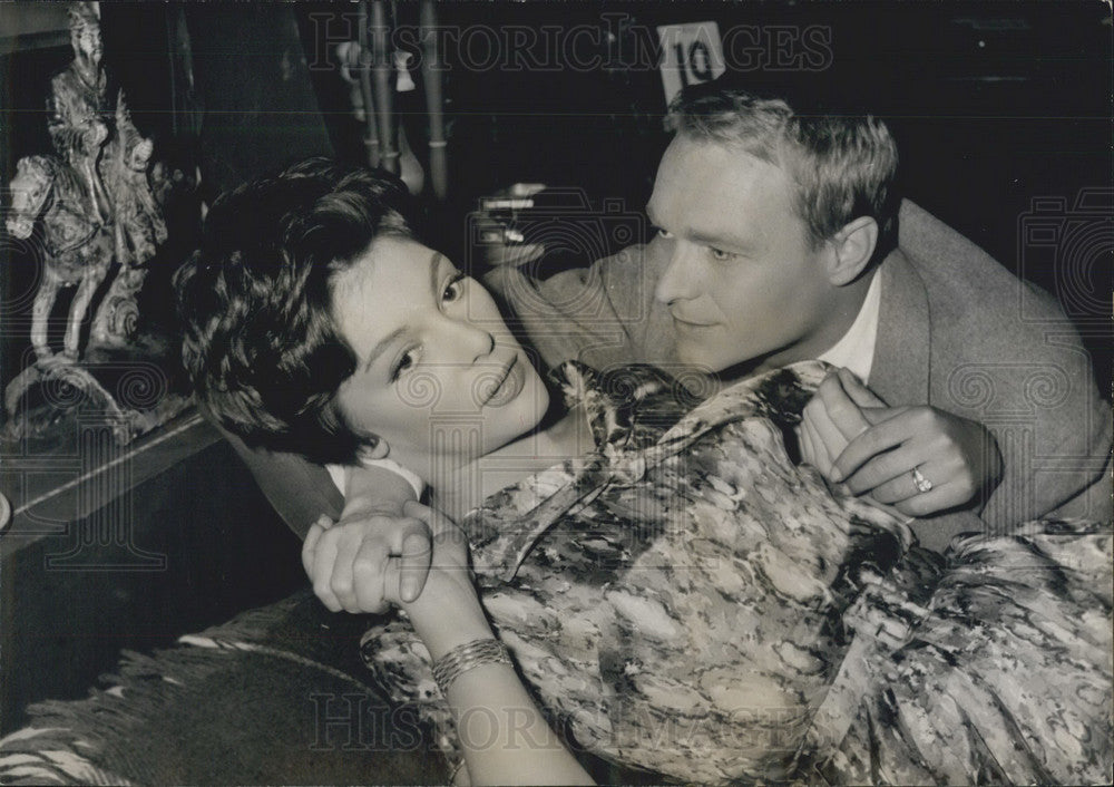 1960 Press Photo Francoise Prevost Co stars with Pierre Vaneck - KSB06983-Historic Images