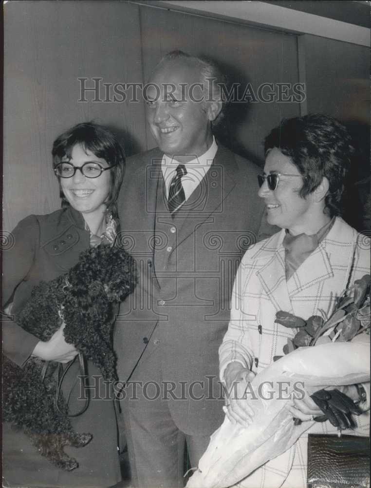 1970 Israeli Ambassador Asher Ben Nathan &amp; Family, Orly, Paris - Historic Images