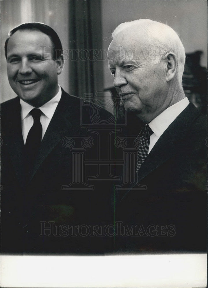 1963, Prince Sadruddin aga Khan & Dr. Heiinrich Lubke - KSB08095 - Historic Images