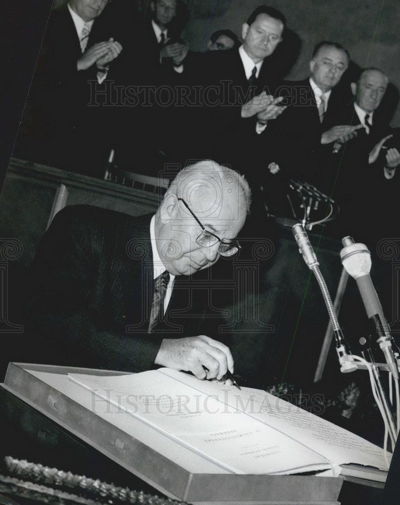 1975, Dr. Gustav Husak President Czechoslovakia - KSB08525 - Historic Images