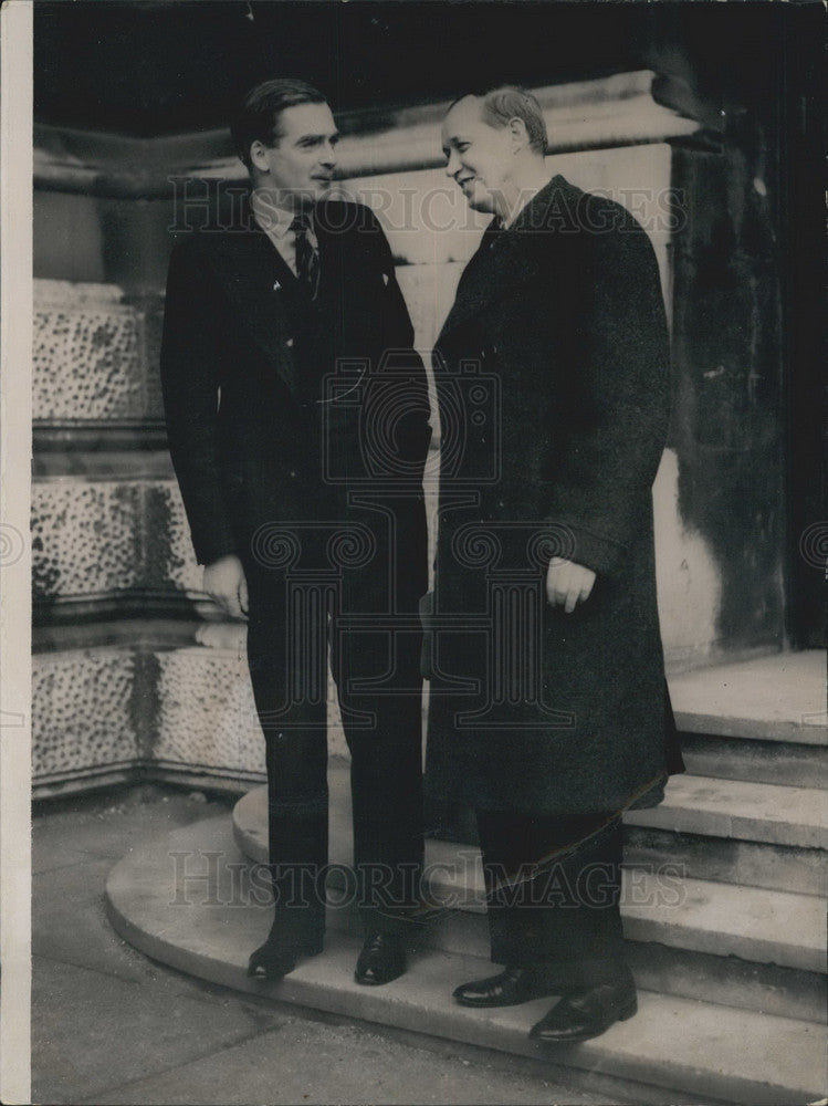 1945 Press Photo Mr. Anthony Eden, &Mr. Harry Hopkins,US Envoy - Historic Images