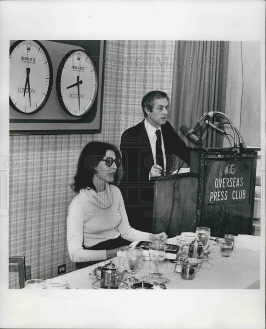 1978, Harold M Evans Editor Times London At Overseas Press Club - Historic Images