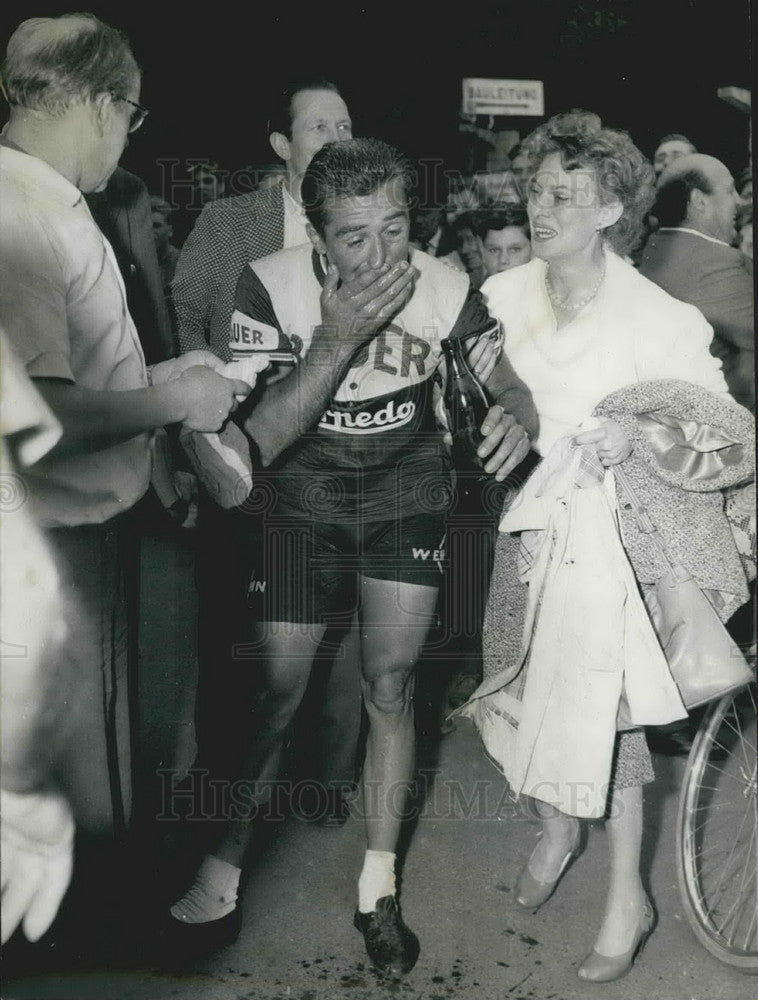 1956 Valentin Petry German Champion Cyclist Winner Cologne - Historic Images
