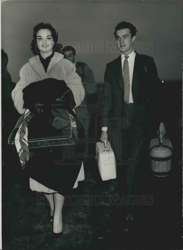 Press Photo Marquis Tavistock Henrietta Tiarks Aga Khan London Airport - Historic Images