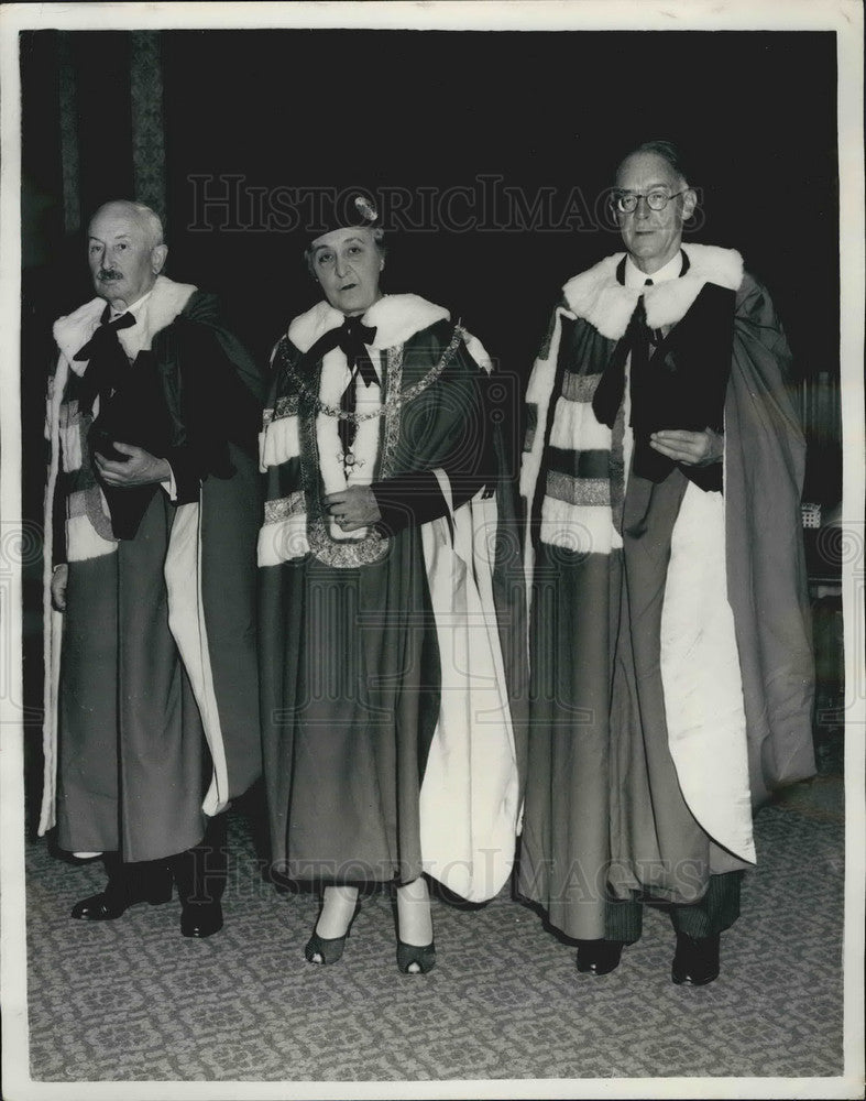 1958, Lady Swanborough, Lord Burnham, Lord Chorley - KSB10175 - Historic Images