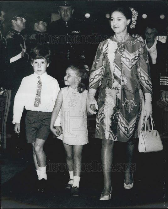 1969, Viscount Linley, Princess Margaret, Lady Sarah - KSB10555 - Historic Images