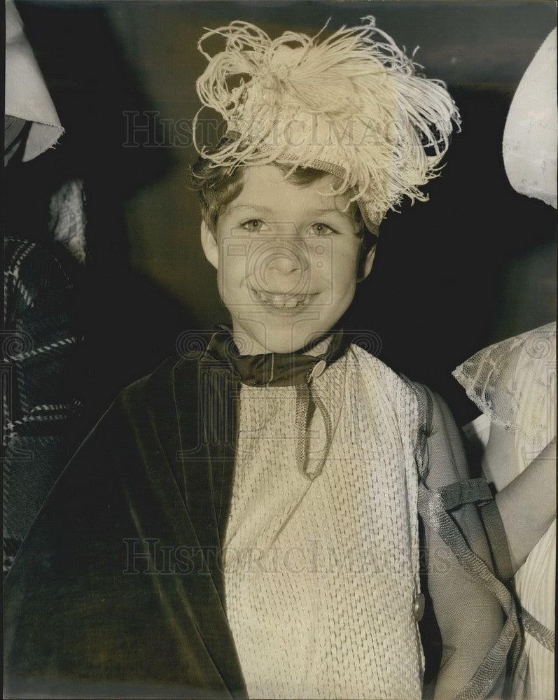 1969 Press Photo Viscount Linley Son Princess Margaret Stage Debut Ashdown-Historic Images