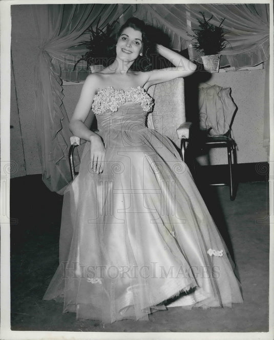 1953, Audrey Hurst Actress Quite Contrary - KSB10689 - Historic Images