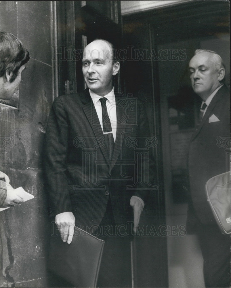 1969 Press Photo Doctor Patrick Hillery External Affaris Minister Irish-Historic Images