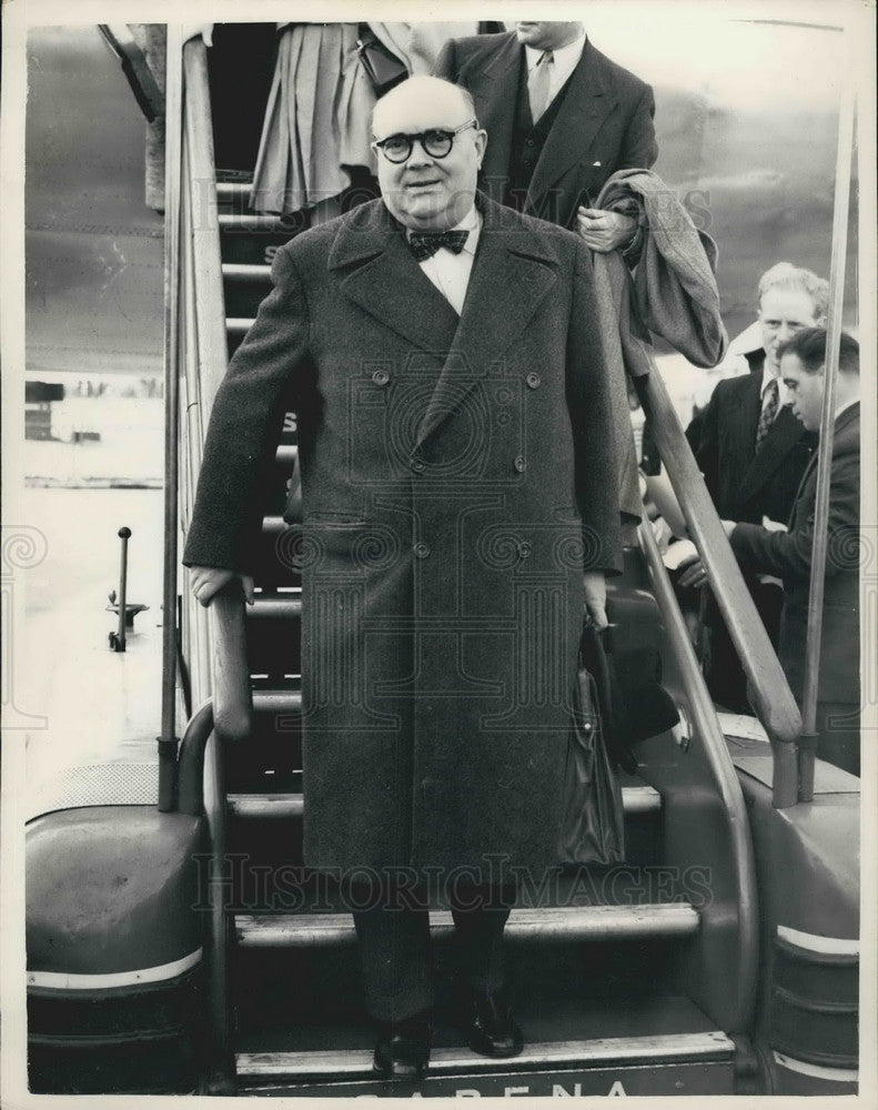 1954 Belgian FM N. Spaak arriving for Power 9 conference in London - Historic Images