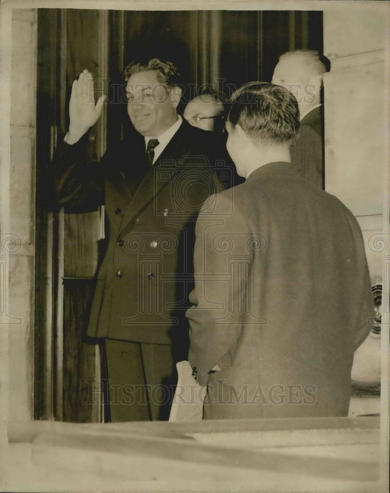 1956 Press Photo Dmitri Shepilov Soviet Foreign Minister Arrives For Conference-Historic Images
