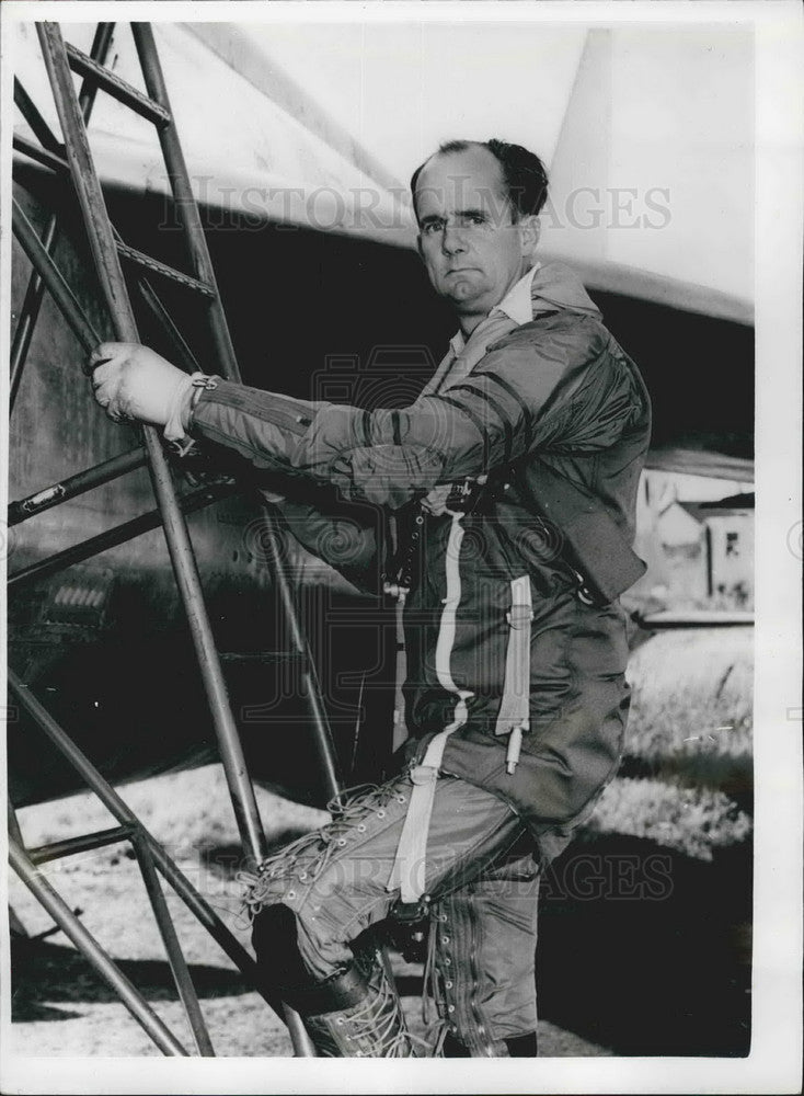 1959 Pilot Johnny Squier - Historic Images