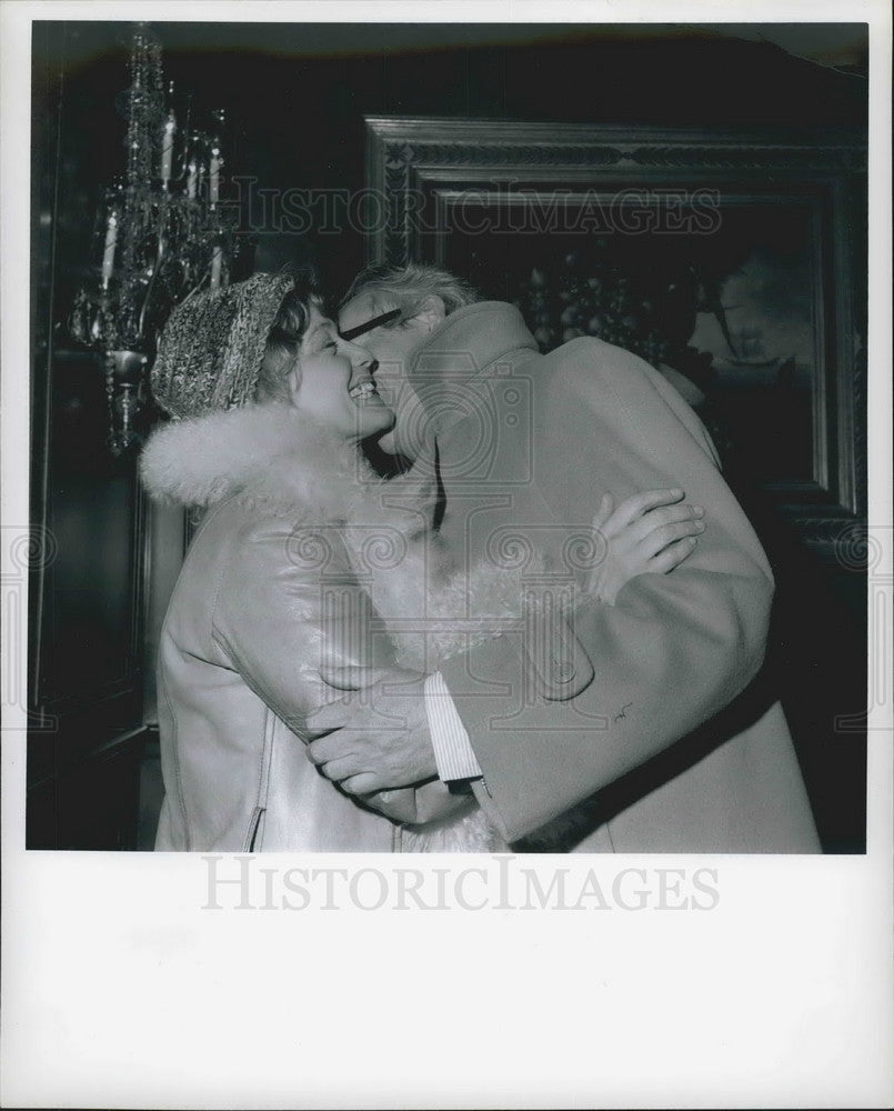 Press Photo Maria Schell & Werner Baecker - KSB11311 - Historic Images