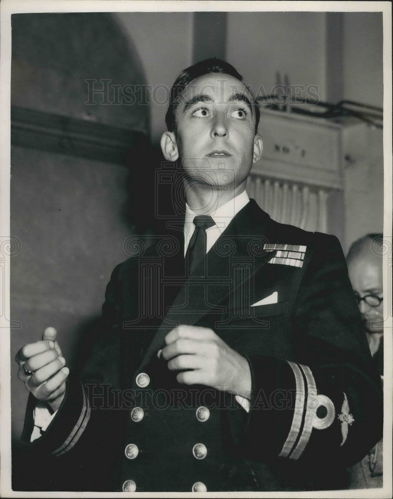 1953, Naval Helicopter Pilot Holds Press Conference - KSB11809 - Historic Images