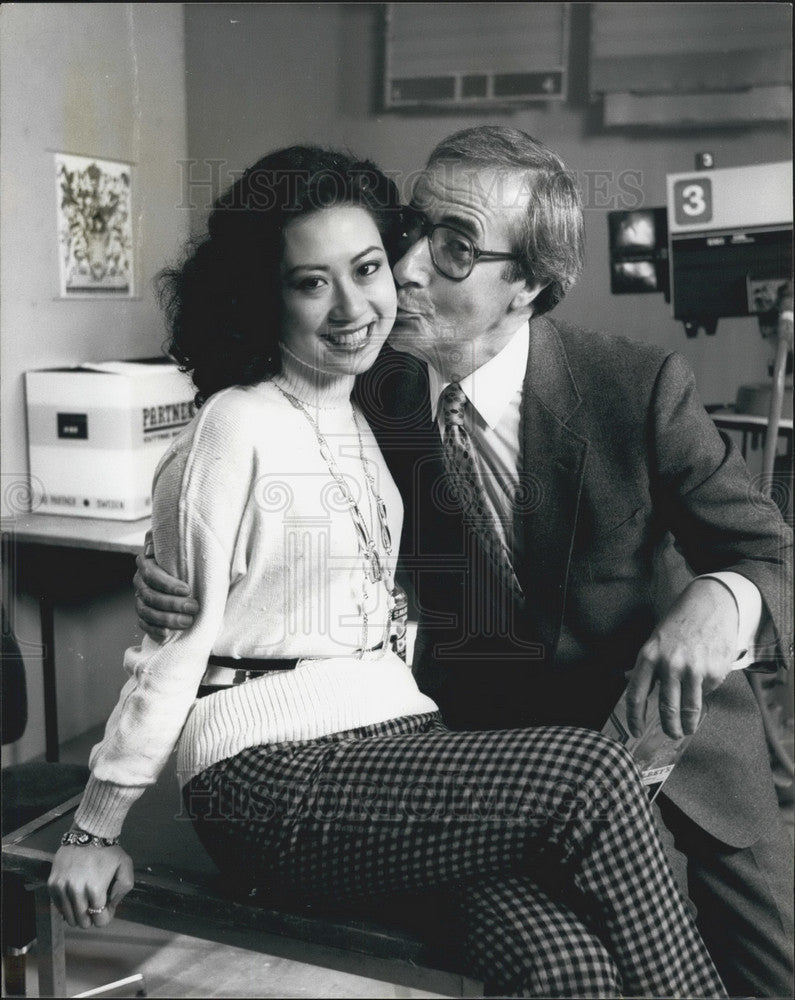 1980 Press Photo Miss Julia Chan of Miss World Contest & Shaw Taylor - KSB11817-Historic Images