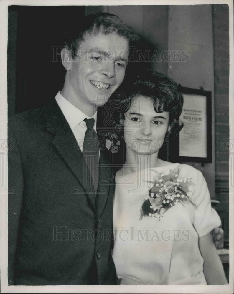 1960, Max Mosley and his bride Jean Taylor - KSB12161 - Historic Images