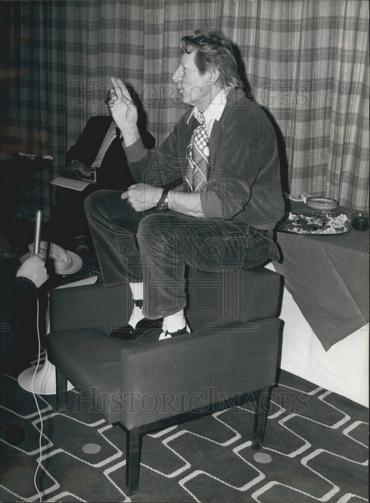 1975 Press Photo Danny Kaye Actor Comedian Press Reception Royal Festival Hall-Historic Images