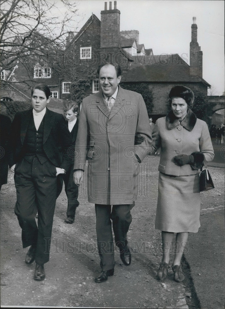 1962 Press Photo Minister of Agriculture,C Soames &amp; wife &amp; son - KSB13079-Historic Images