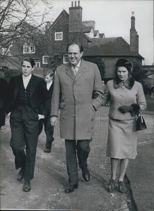 1962 Press Photo Minister of Agriculture,C Soames & wife & son - KSB13079-Historic Images