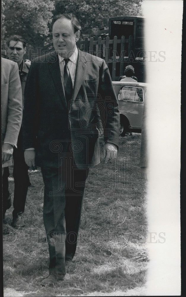 1964, Minister of Agriculture Christopher Soames - KSB13171 - Historic Images