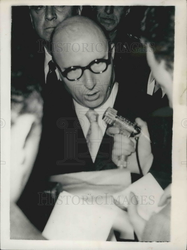 1954 Italy&#39;s new Prime Minister yesterday presented His Cabinet - Historic Images